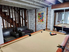 Games room - The Serene Skyway Retreat (Windsor Locks)
