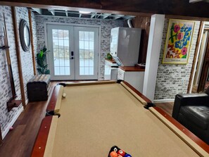Games room - The Serene Skyway Retreat (Windsor Locks)
