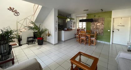 "Harmony House" Wonderful Duplex in Pueblo Marinero