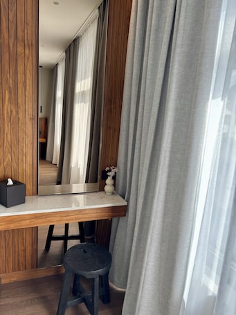 标准房, 山景 | 办公桌、隔音、熨斗/熨板、免费婴儿床. 范达利尔旅馆