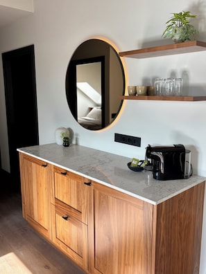 Luxury Suite, Mountain View | Coffee and/or coffee maker