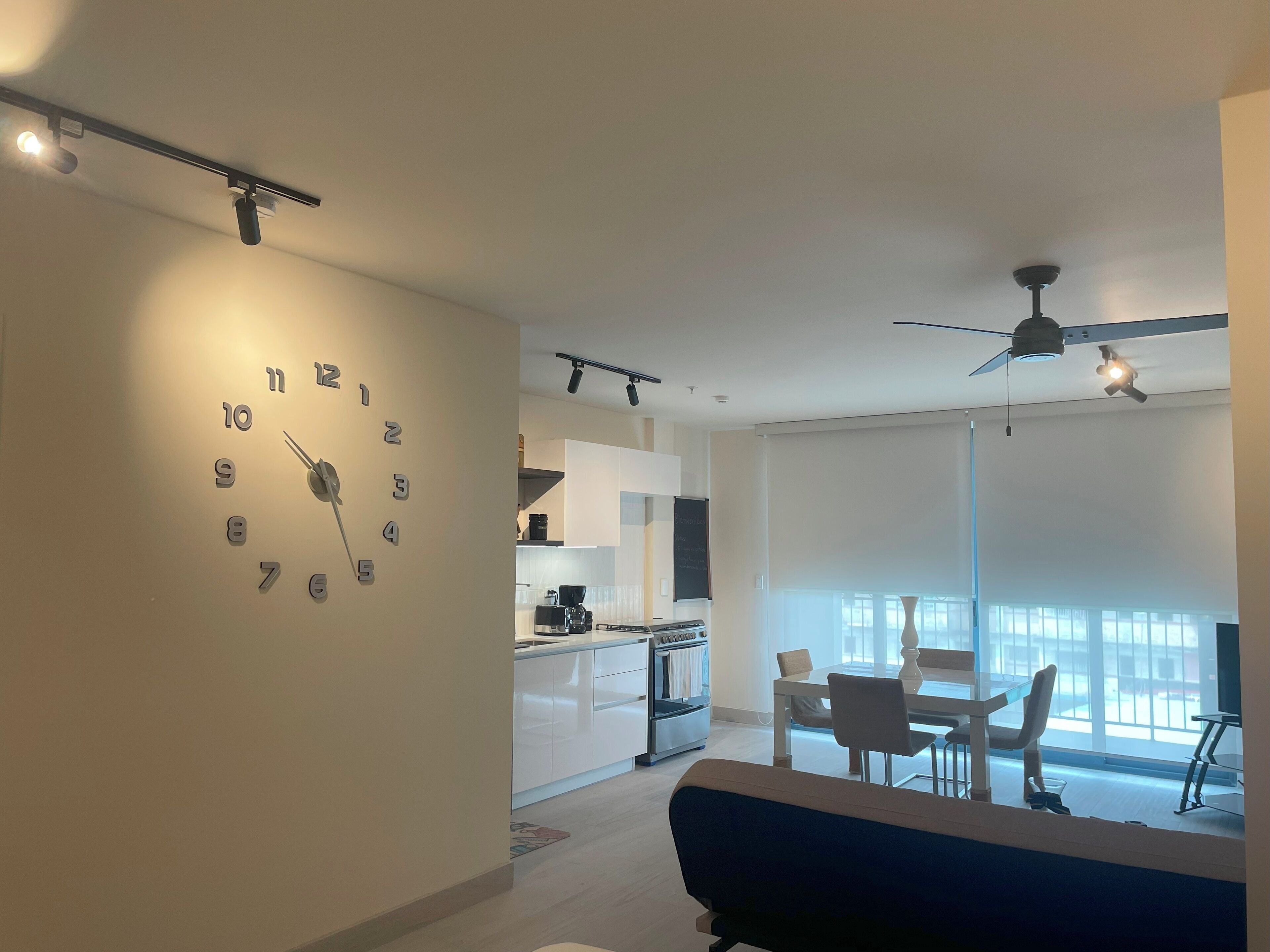 Fridge, microwave, oven, coffee/tea maker