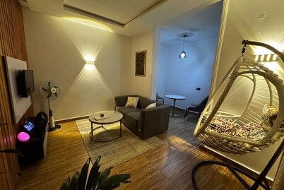 U&U place : Apartment with Balcony