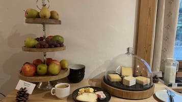 Bao gồm bữa sáng buffet hàng ngày