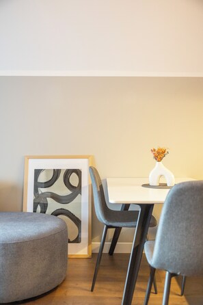 Appartement Deluxe, vue ville | Bureau, espace de travail pour ordinateur portable, Wi-Fi gratuit