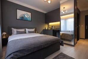 Studio Classique, vue ville | Bureau, espace de travail pour ordinateur portable, Wi-Fi gratuit