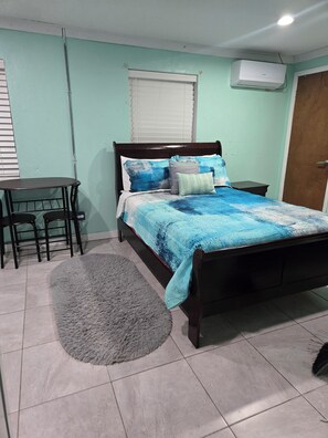 1 habitación y caja de seguridad en la habitación 