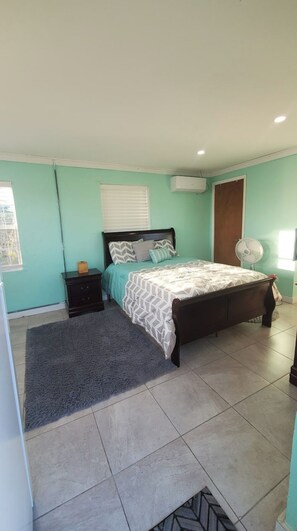1 habitación y caja de seguridad en la habitación 