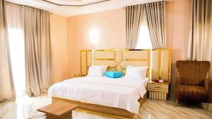 Sınıflandırılmamış resim, 37 üzerinden 3, düğme