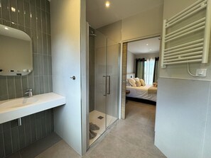 Bathroom - Le Petit Hotel De Pianottoli Caldarello (Pianotolli-Caldarello)