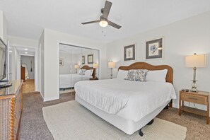 3 bedrooms, iron/ironing board, free WiFi, bed sheets - ☀️Beachfront w/ Great Views-Edgewater West 65☀️ (Gulf Shores)