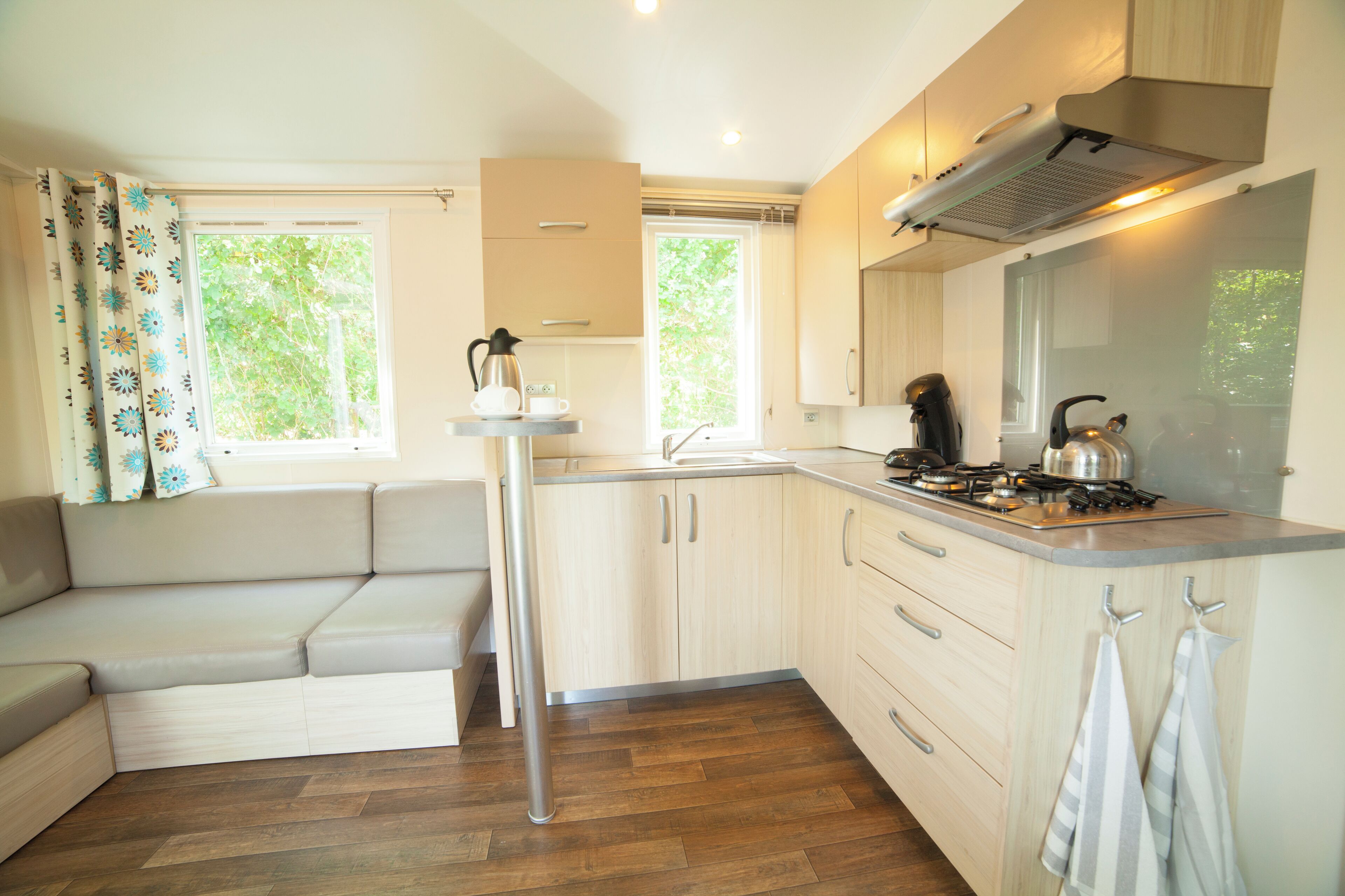 流動式房屋 (Monpazier) | 私人廚房 | 雪櫃、微波爐、爐具、高腳椅