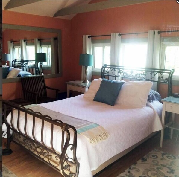 1 habitación, wifi y ropa de cama