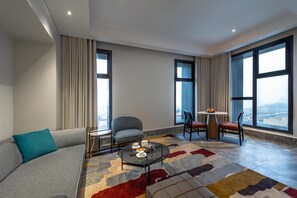 1 camera, Wi-Fi gratuito