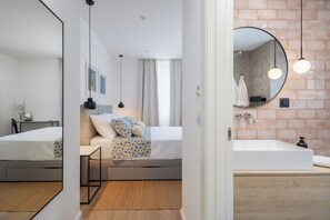 3 Schlafzimmer, Zimmersafe, Schreibtisch, Bügeleisen/Bügelbrett