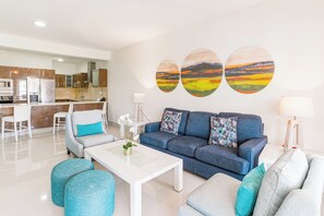 Living area - Bakour Punta Cana Suites (Punta Cana)