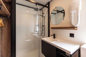 Mobile home (Antibes) | Badezimmer | Dusche, Haartrockner