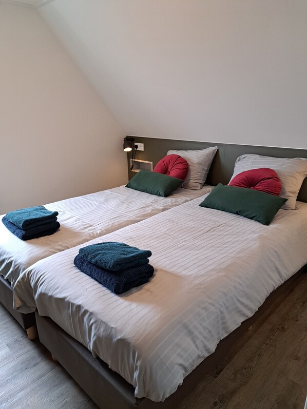 2 多间卧室、熨斗/熨衣板、旅行婴儿床、免费 WiFi