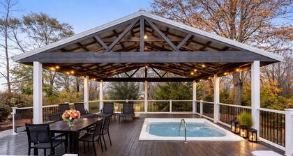 Blue Star #9 Location, Location 12 person hot tub!