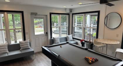 Blue Star Motel #8 - Studio Hotel, Sleeps 2