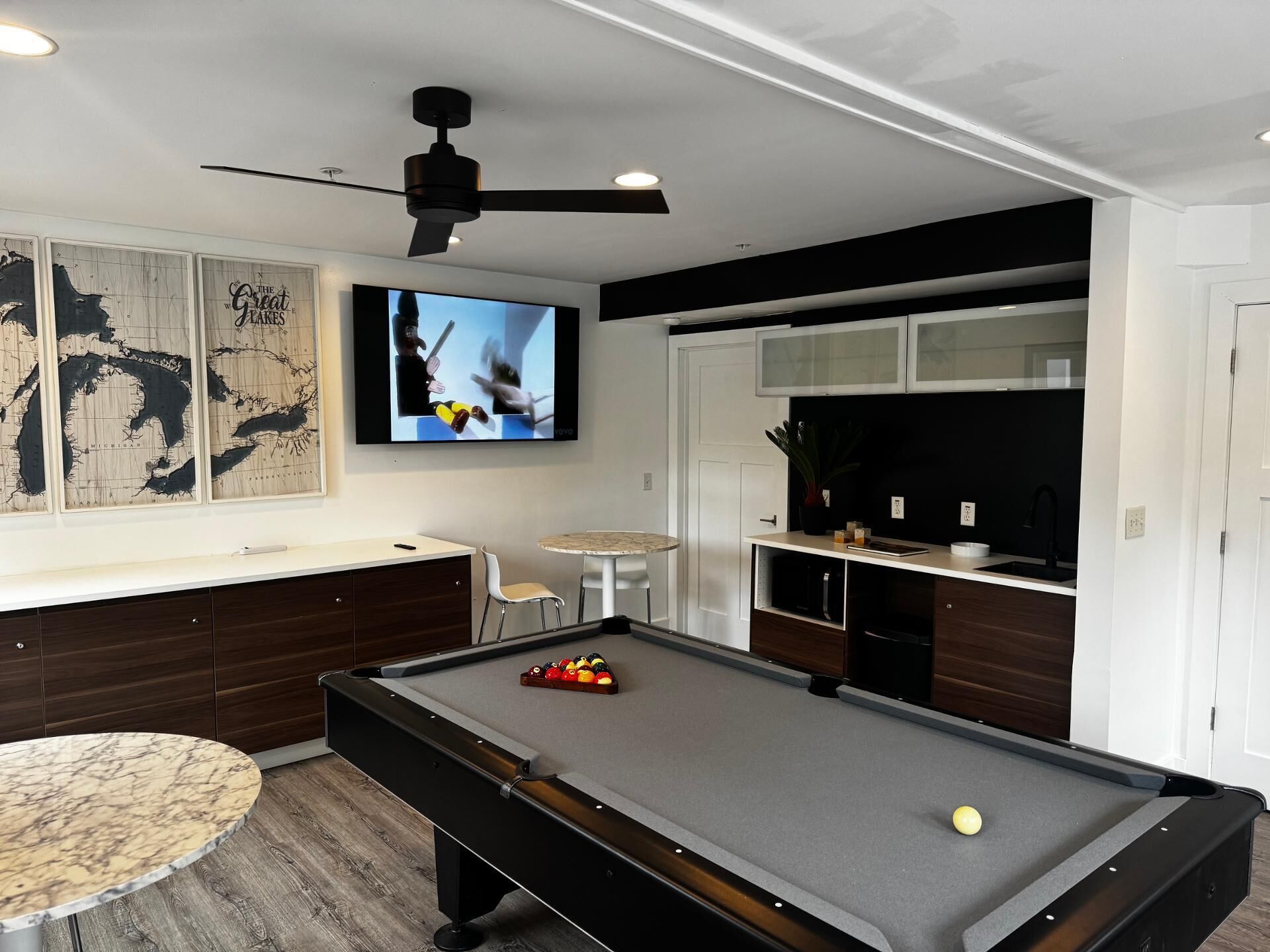 Spielezimmer