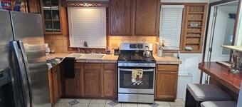 55%off for 29day booking Charming Light Blue 4 bedrooms 2 baths house Littleton 
