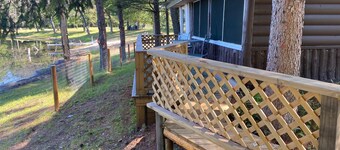 Lake cabin, indoor Pickleball court, access to ATV trails near Baldwin,MI ,
