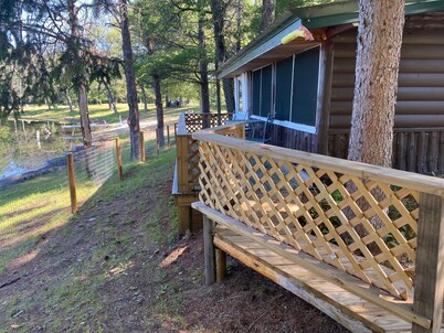 Lake cabin, indoor Pickleball court, access to ATV trails near Baldwin,MI ,