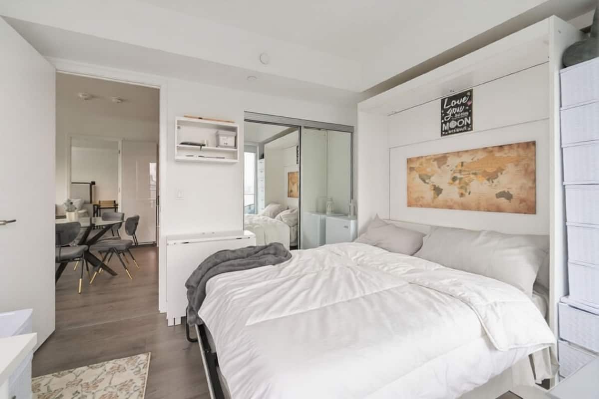 Superior Apartment, 3 Bedrooms, Balcony, City View | Individually decorated, individually furnished, desk, laptop workspace