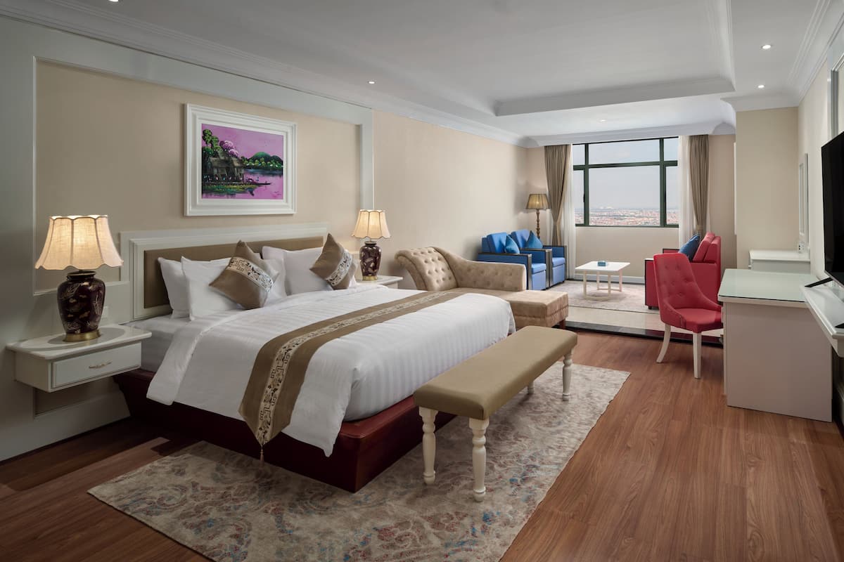 1 bedroom, minibar, in-room safe, desk