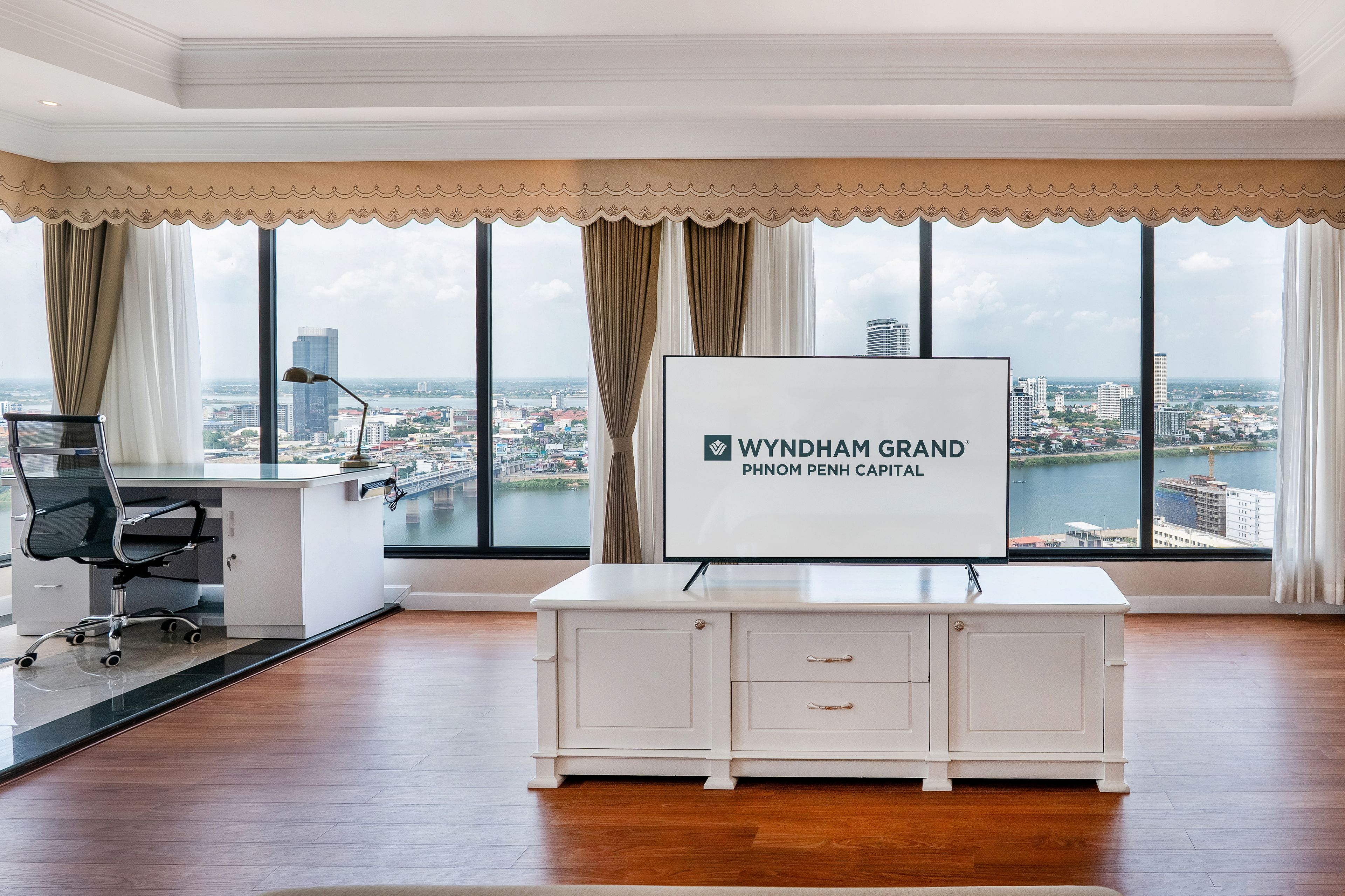 Photo - Wyndham Grand Phnom Penh Capital