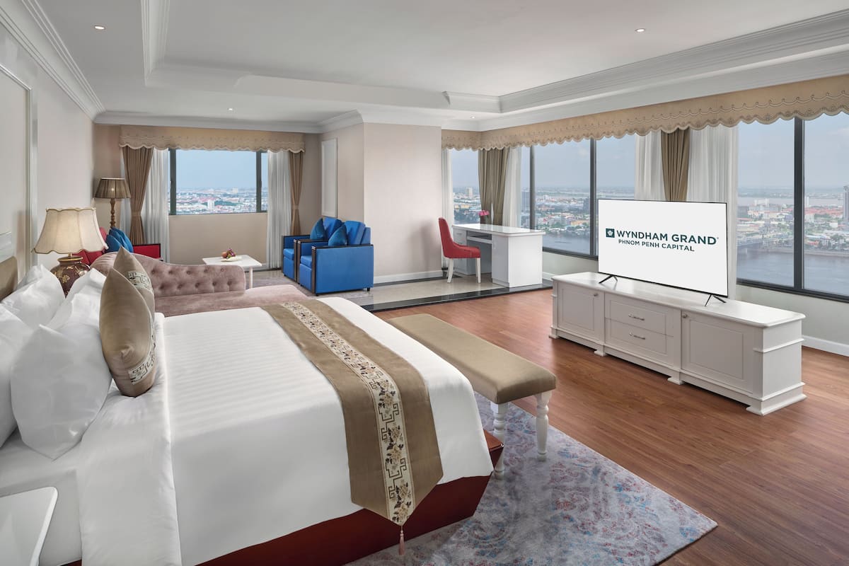 1 bedroom, minibar, in-room safe, desk