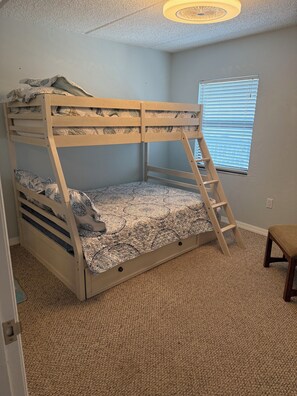 2 habitaciones y caja de seguridad en la habitación 