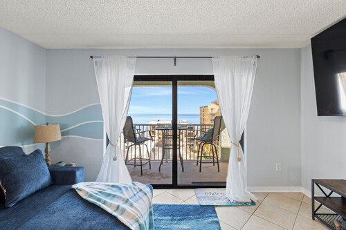 Dreamy Beach 2/2 condo with Ocean & River Views awaits!