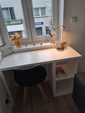 Interior - Apartment Be Zen ô Bizet, up to 5 people. Pets allowed  (Comines-Warneton)