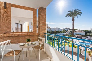 Apartment | 2 bedrooms - Colorful Flat in Riviera del Sol Ref 27 (Mijas)