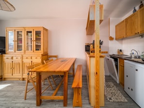 Fridge, microwave, dishwasher, coffee/tea maker
