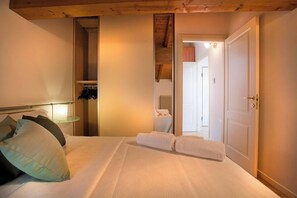 1 bedroom, iron/ironing board, free WiFi, bed sheets - La Colombina (Verona)