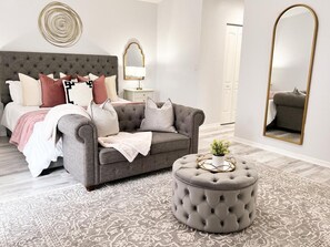 4 bedrooms, iron/ironing board, free WiFi, bed sheets