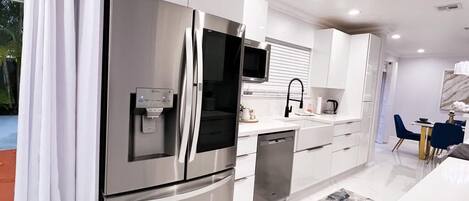 Microwave, oven, stovetop, dishwasher