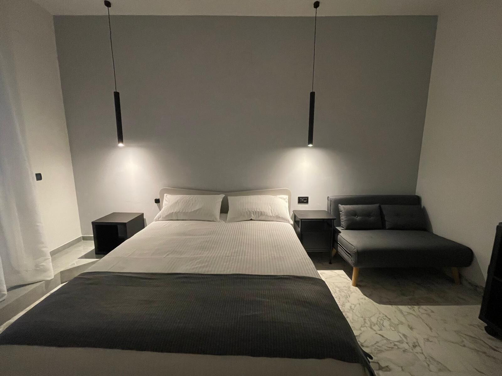 1 chambre, fer et planche à repasser, Wi-Fi, draps fournis