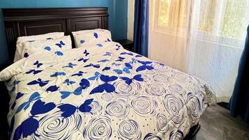 1 chambre, fer et planche Ă repasser, Wi-Fi, draps fournis