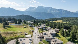 منظر من الجو على ارتفاع عالٍ