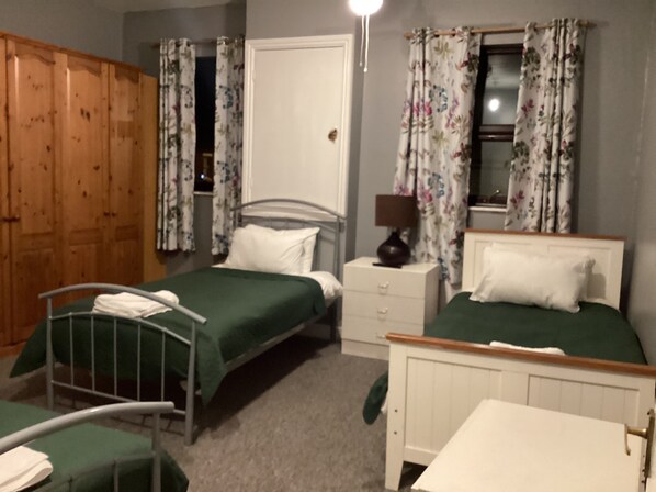 Comfort-Dreibettzimmer | Kostenloses WLAN