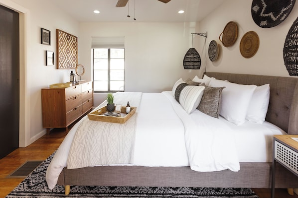 2 habitaciones, tabla de planchar con plancha y wifi gratis 