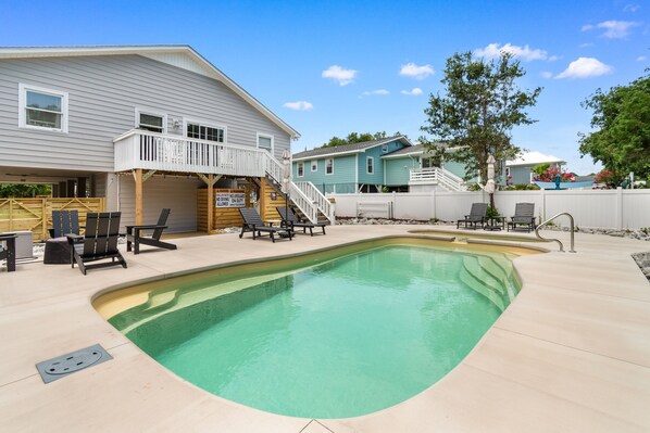 Executive House, Partial Ocean View | Room amenity