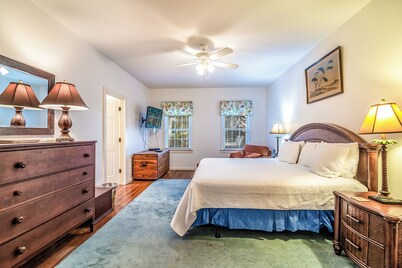 Lachicotte Vacation Rentals