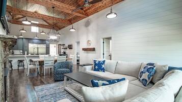 Deluxe Suite | Room amenity