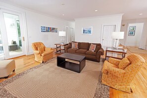 Royal Chalet | Room amenity