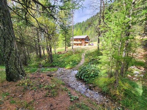 100% RENOVATED FAMILY CHALET with view!
